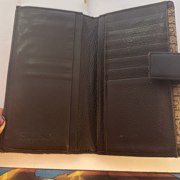 ❤️ Dior Long tratter wallet- double snap ❤️ - Picture 4 of 7